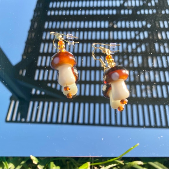 🍄handcrafted orange & brown mushroom earrings 🍄 - Picture 4 of 4